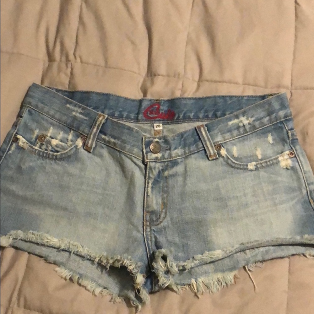 Blue Cult denim distressed shorts sz 28